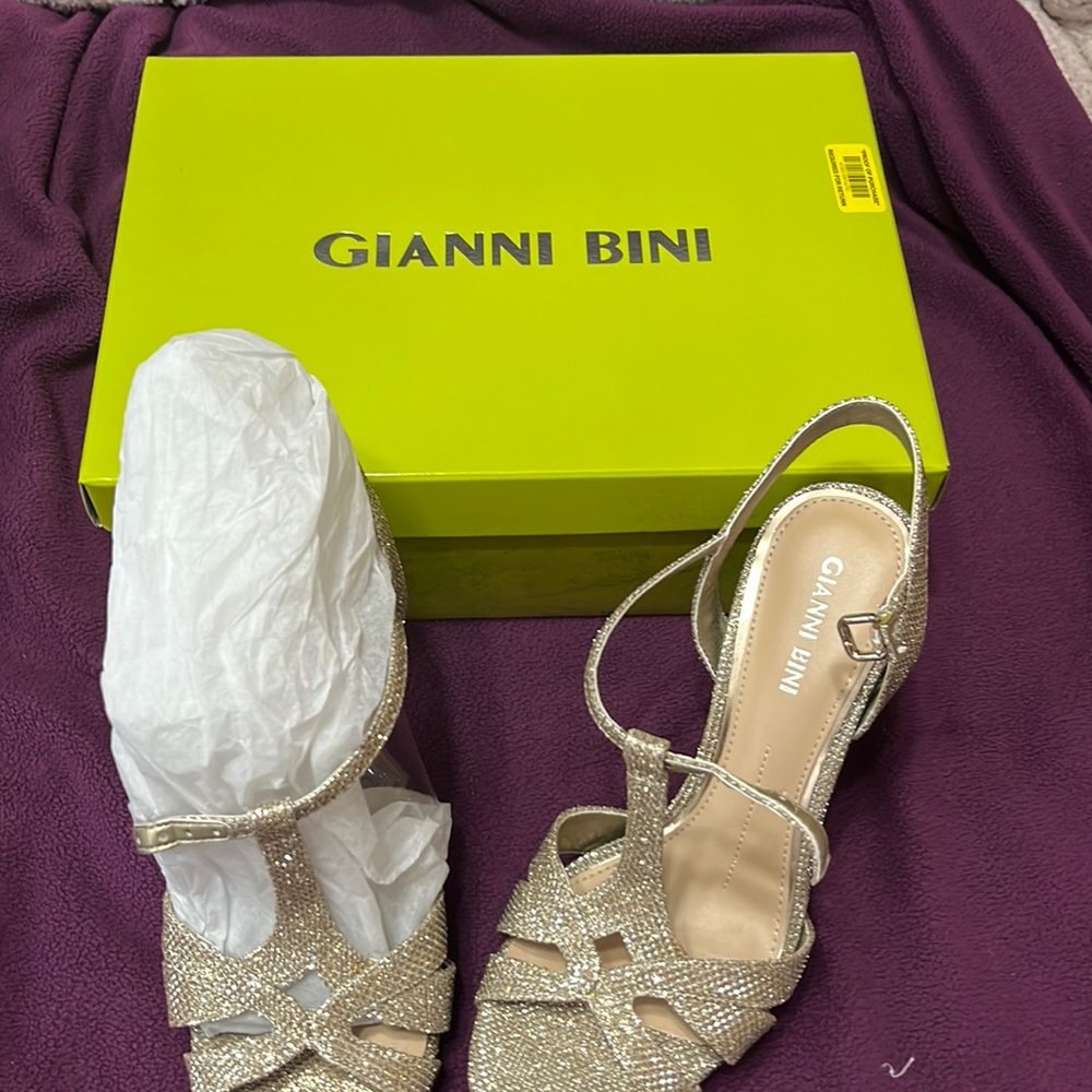 Gianni Bini gold sequins high heels sandals